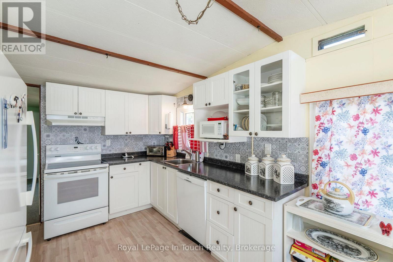 30 Lakeshore Road, Midland, Ontario  L4R 0B9 - Photo 25 - S12309051