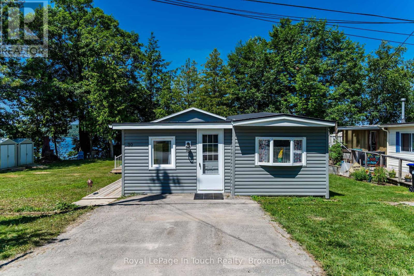 30 Lakeshore Road, Midland, Ontario  L4R 0B9 - Photo 42 - S12309051