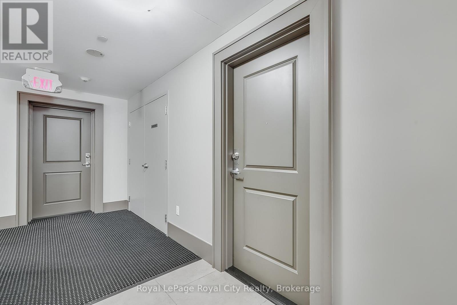 Property at 1005 - 160 MACDONELL STREET image 4