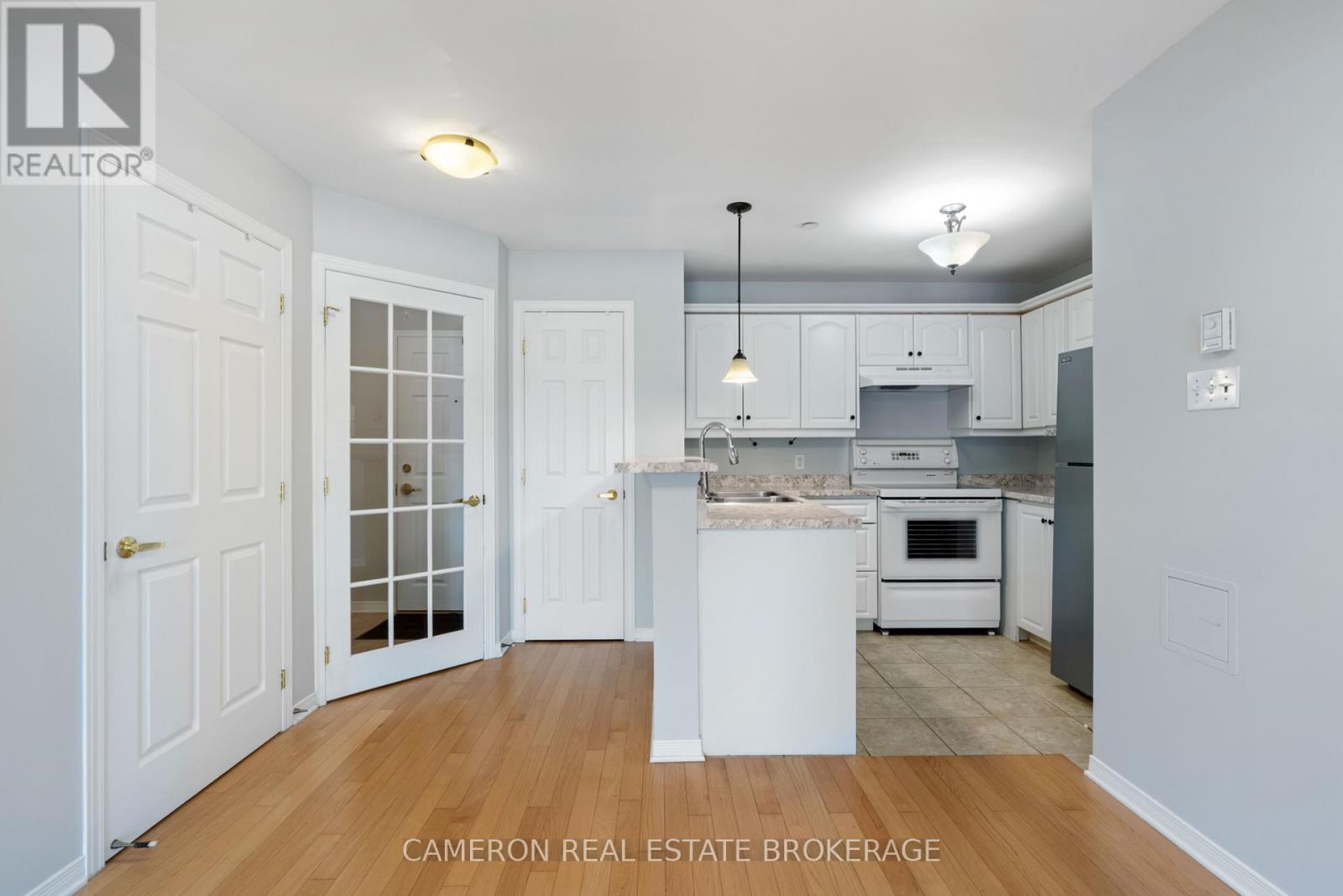 102 - 341 Water Street W, Cornwall, Ontario  K6J 1A5 - Photo 9 - X12104440