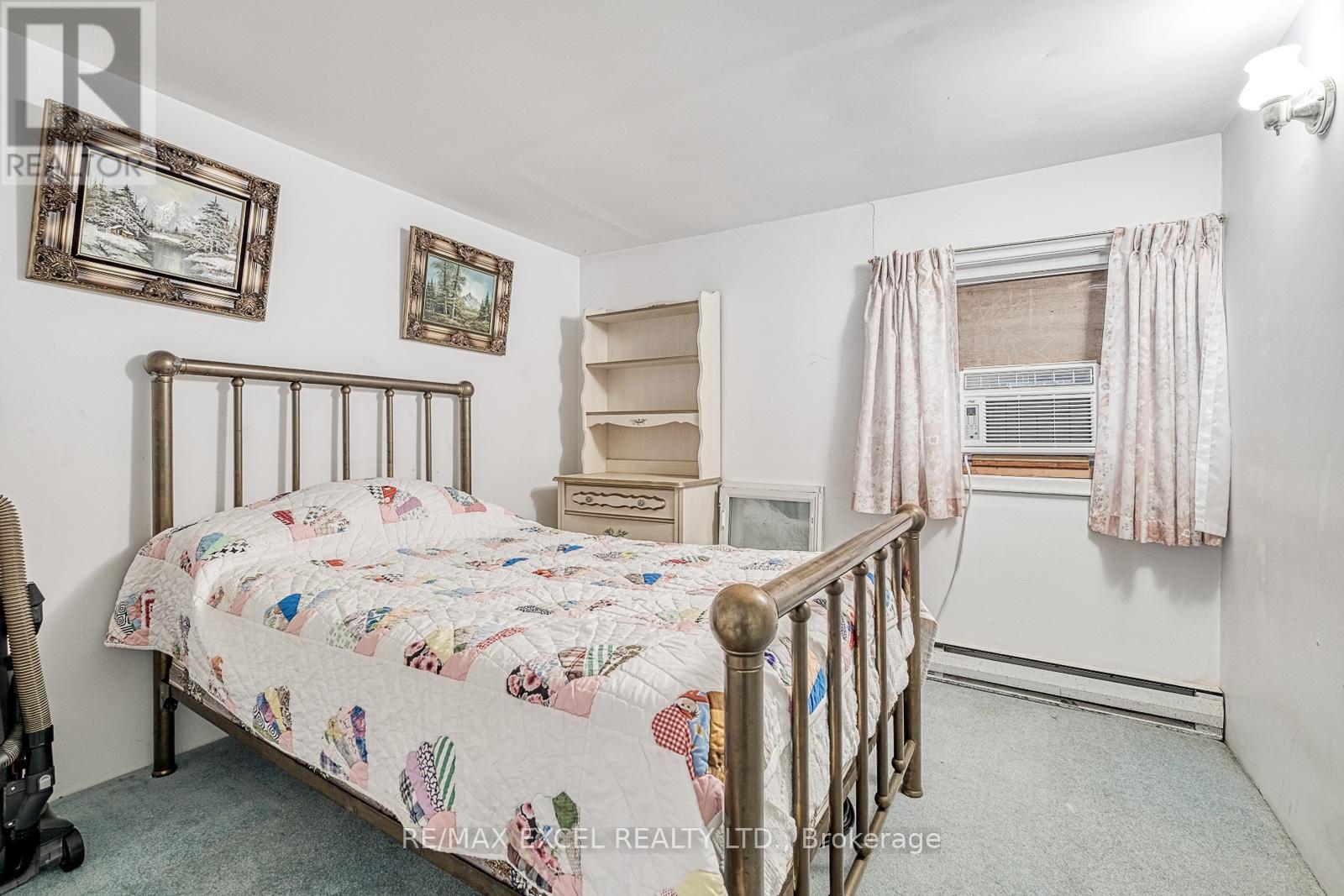 124 Moore's Beach Road, Georgina, Ontario  L0E 1N0 - Photo 10 - N12304621
