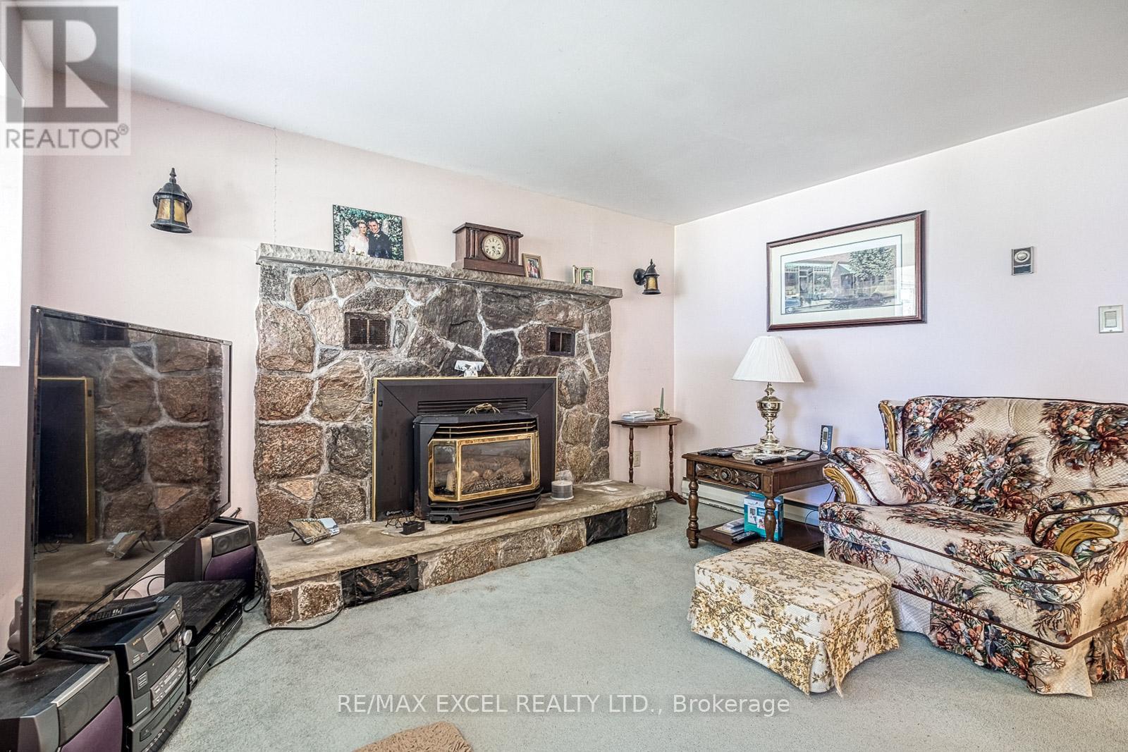 124 Moore's Beach Road, Georgina, Ontario  L0E 1N0 - Photo 15 - N12304621
