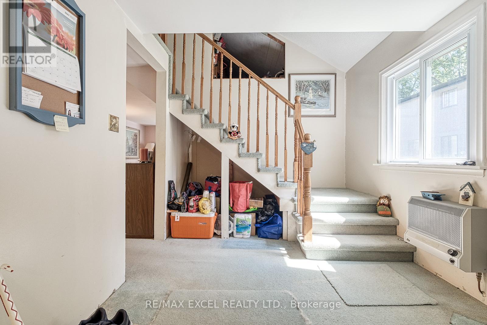 124 Moore's Beach Road, Georgina, Ontario  L0E 1N0 - Photo 5 - N12304621