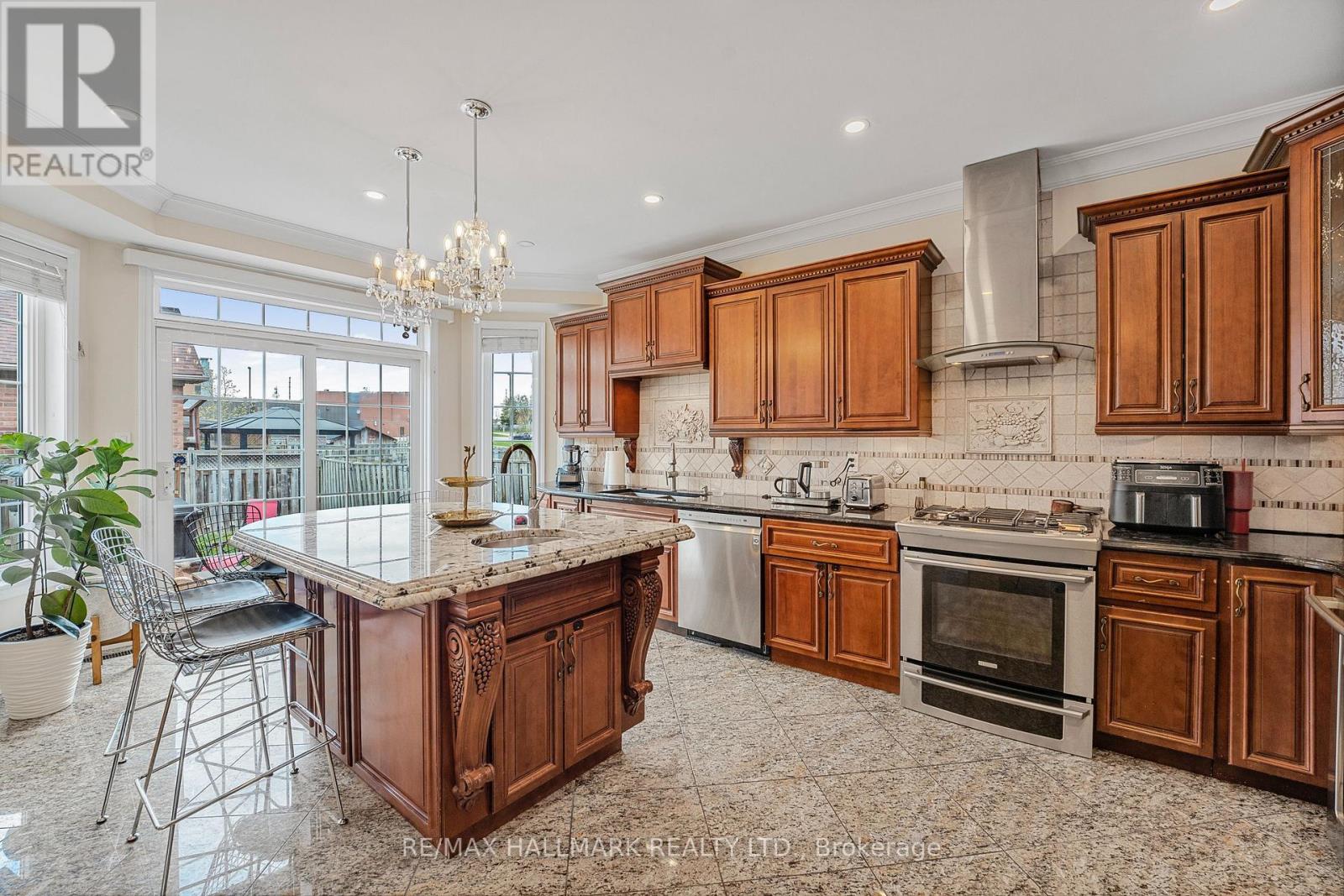 178 Stonemanor Avenue, Whitby, Ontario  L1R 2Z1 - Photo 16 - E12309064