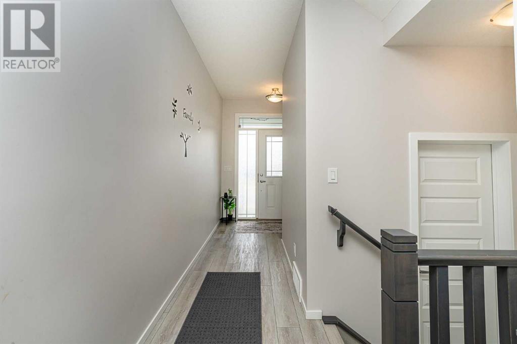 Property at 717 Windrow Manor SW image 4