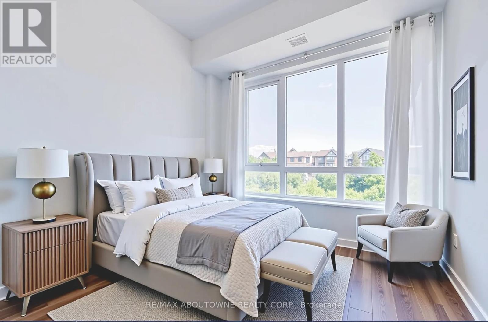 234 - 395 Dundas Street W, Oakville, Ontario  L6M 5R8 - Photo 17 - W12309059
