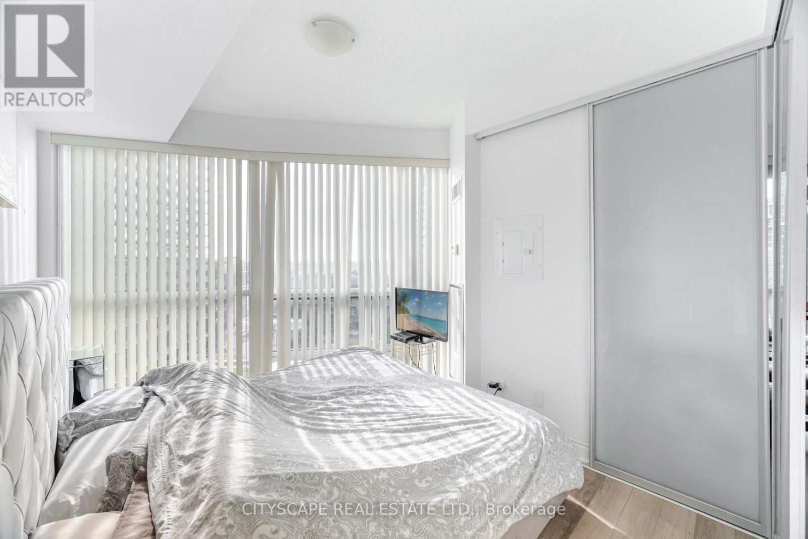 808 - 80 Marine Parade Drive, Toronto, Ontario  M8V 0A3 - Photo 17 - W12309069