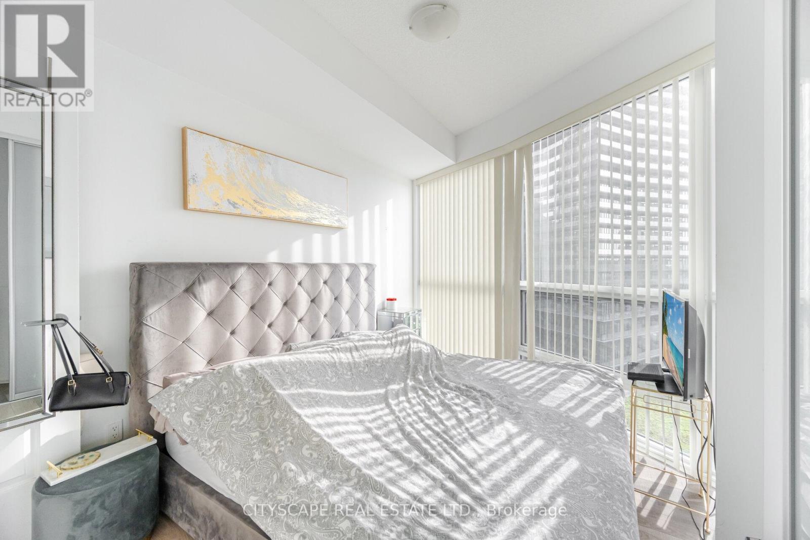 808 - 80 Marine Parade Drive, Toronto, Ontario  M8V 0A3 - Photo 6 - W12309069
