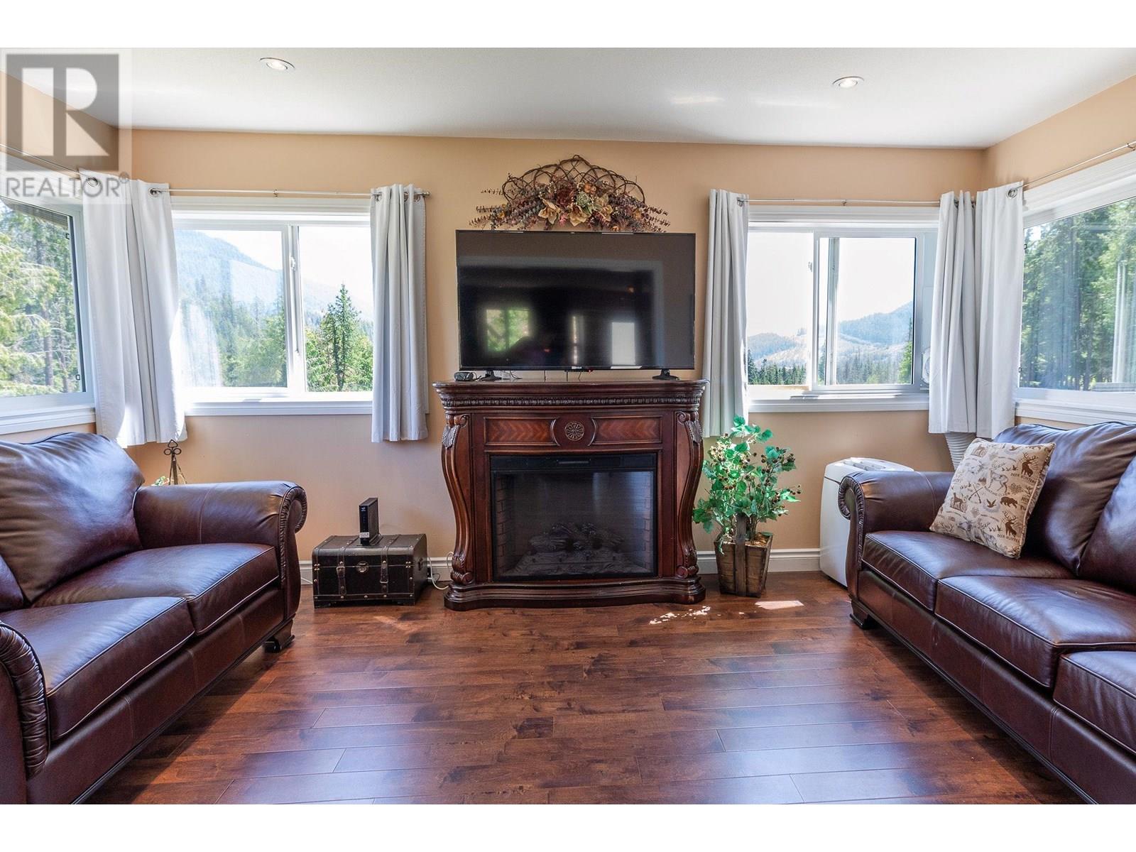 615 Lakeview Arrowcreek Road, Creston, British Columbia  V0B 1G8 - Photo 27 - 10355174