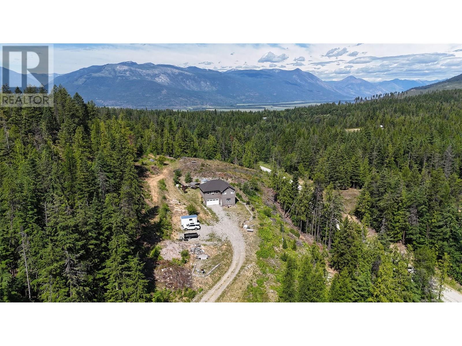 615 Lakeview Arrowcreek Road, Creston, British Columbia  V0B 1G8 - Photo 17 - 10355174
