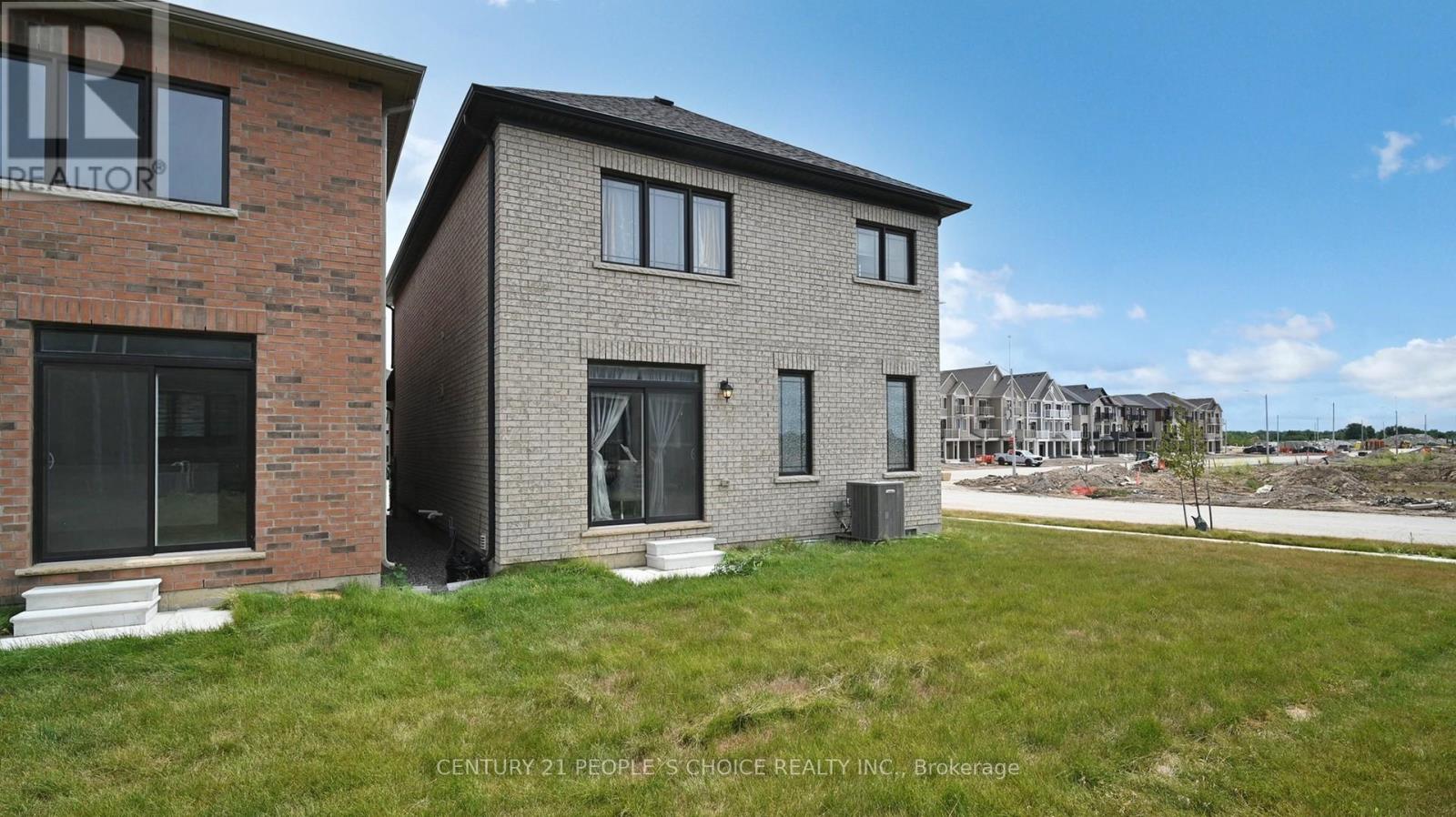 38 Stanley Avenue N, Haldimand, Ontario  N3W 0G8 - Photo 29 - X12309110