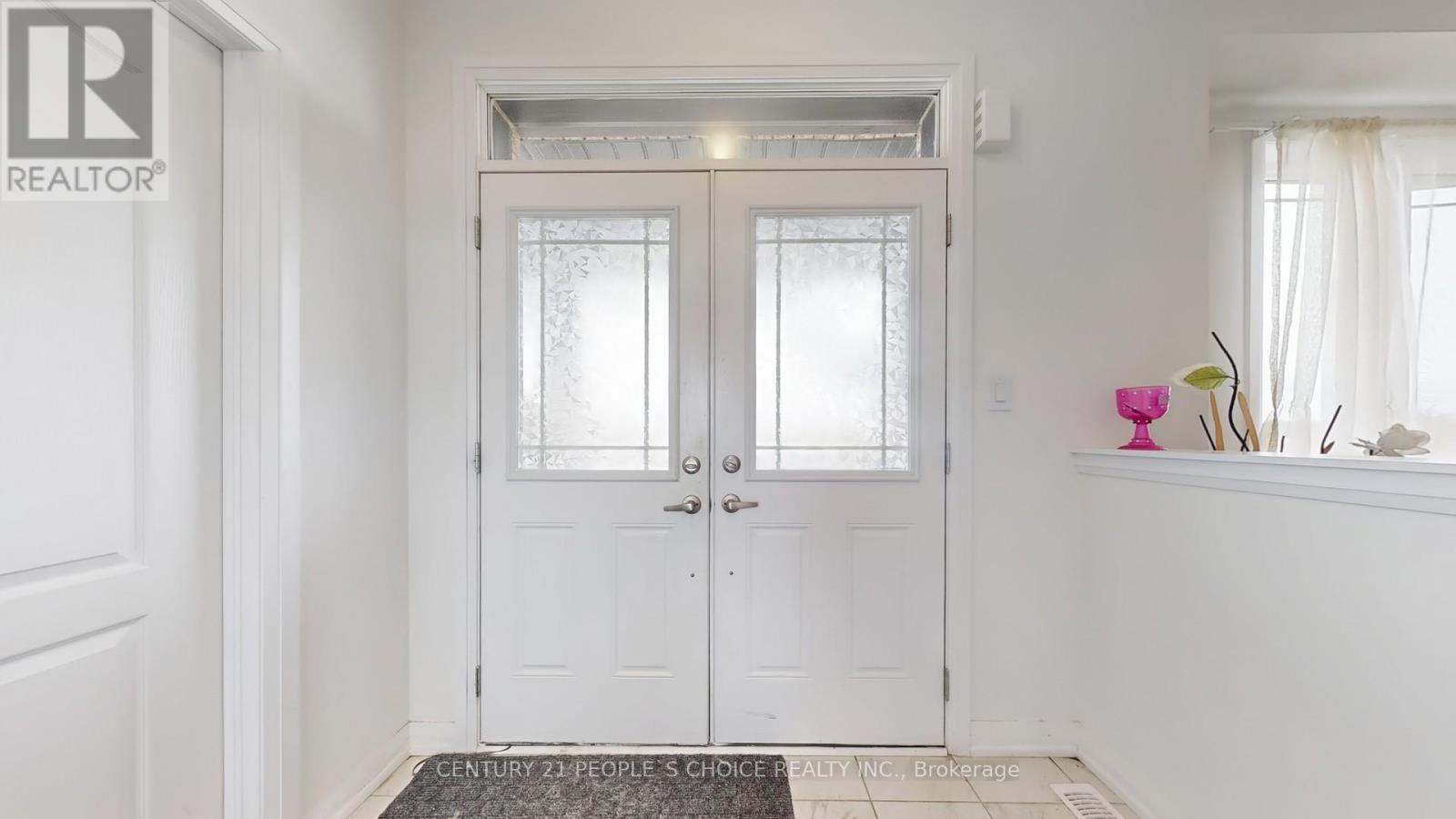 38 Stanley Avenue N, Haldimand, Ontario  N3W 0G8 - Photo 4 - X12309110
