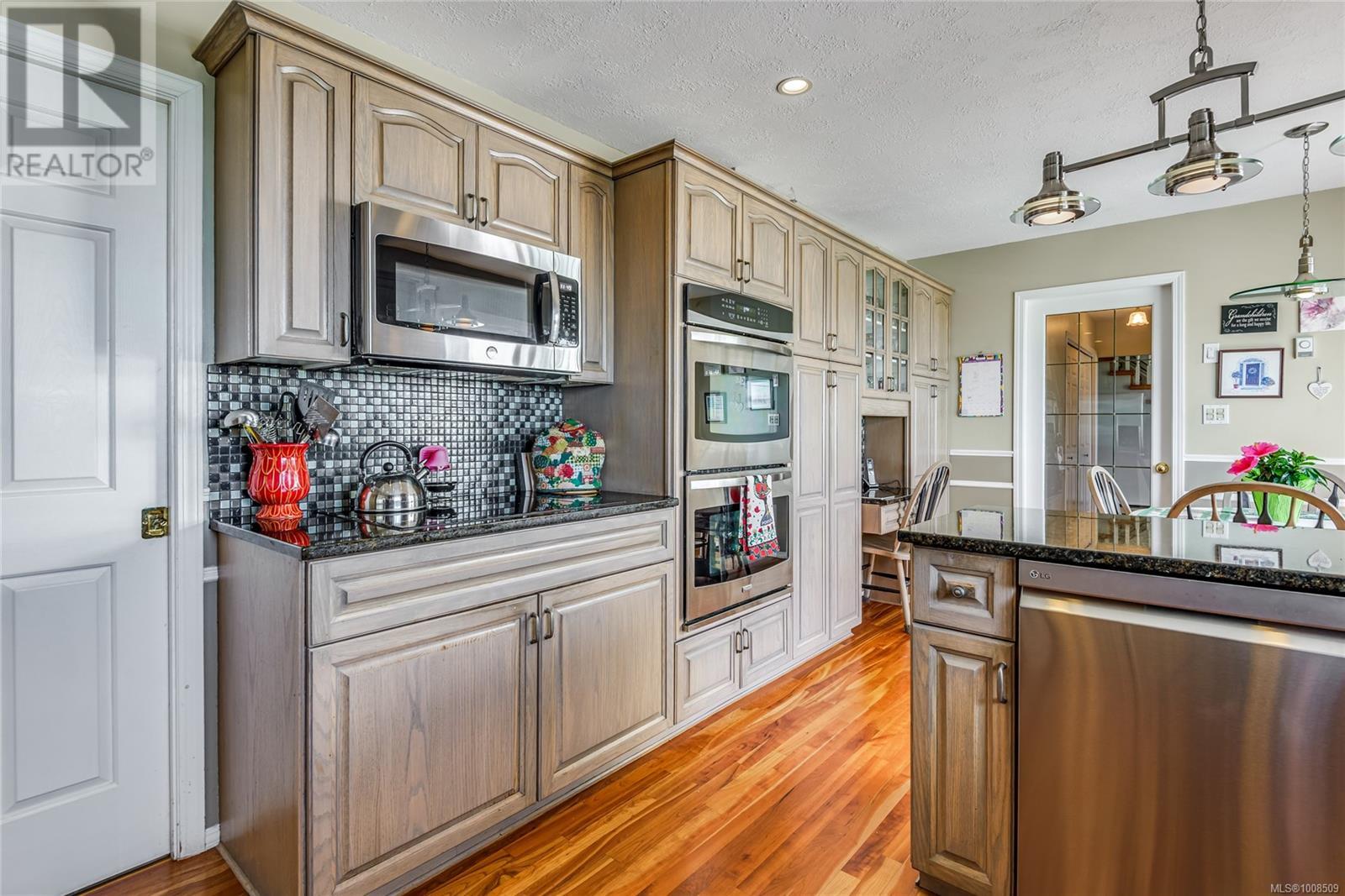 3816 South Island Hwy S, Campbell River, British Columbia  V9H 1M6 - Photo 15 - 1008509