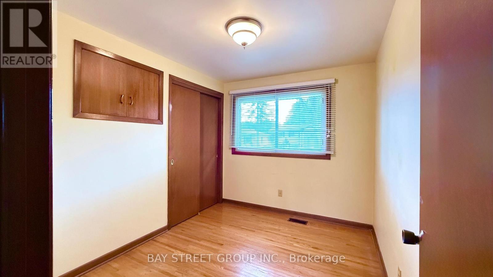 6870 Corwin Crescent, Niagara Falls, Ontario  L2G 2H3 - Photo 8 - X12289836