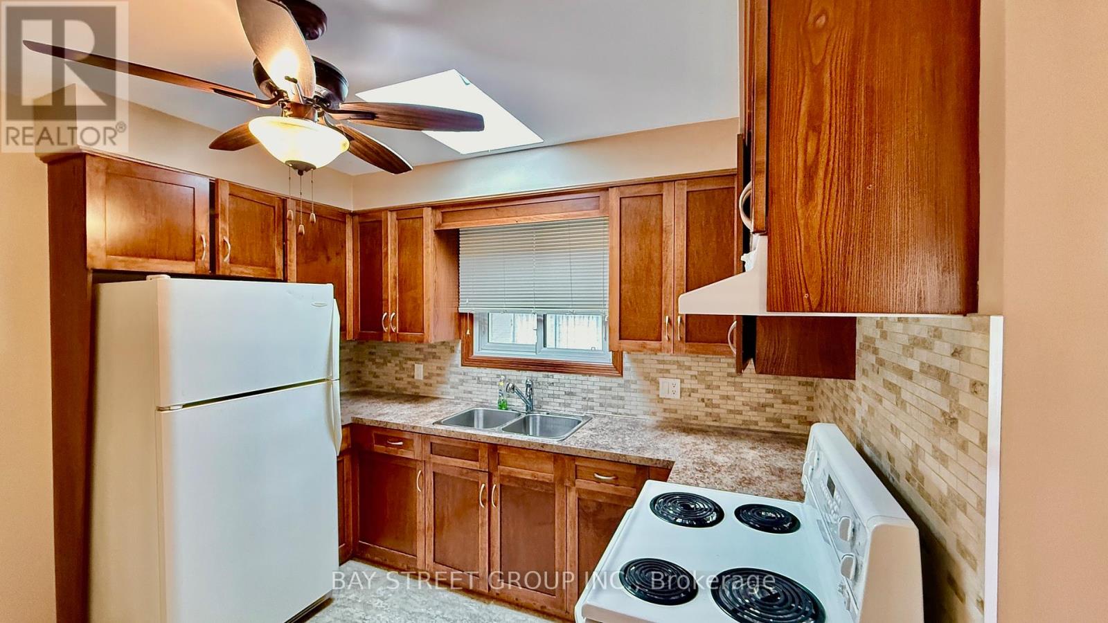 6870 Corwin Crescent, Niagara Falls, Ontario  L2G 2H3 - Photo 13 - X12289836