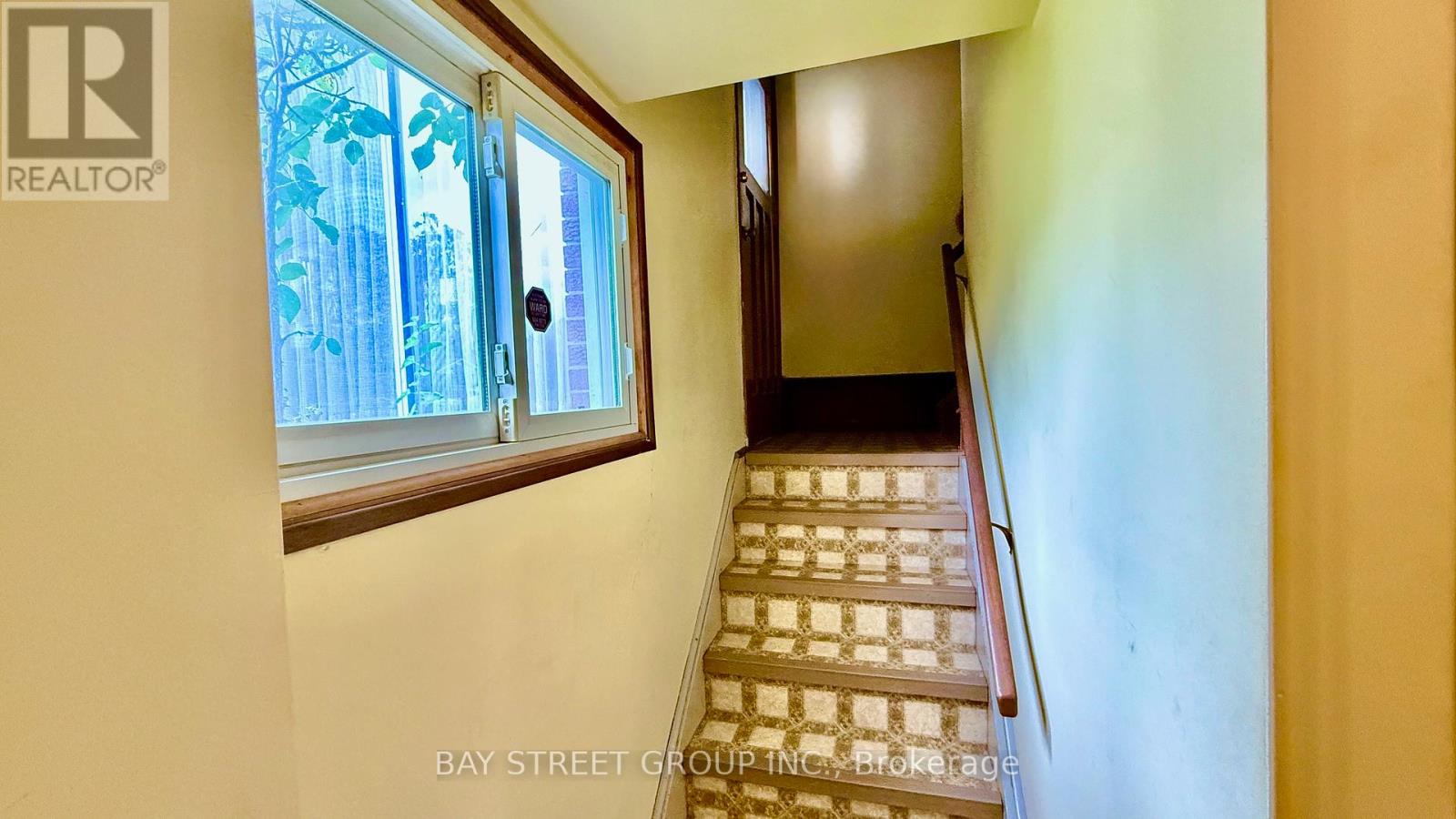 6870 Corwin Crescent, Niagara Falls, Ontario  L2G 2H3 - Photo 16 - X12289836