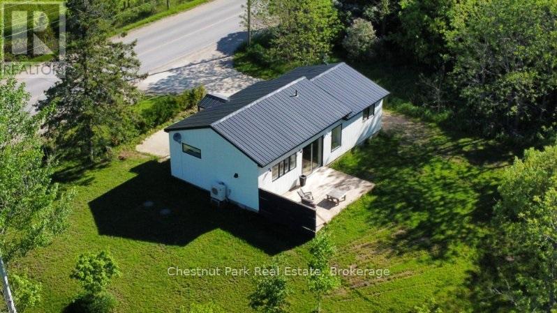 7965 County Road 9, Clearview, Ontario  L0M 1S0 - Photo 1 - S12173905