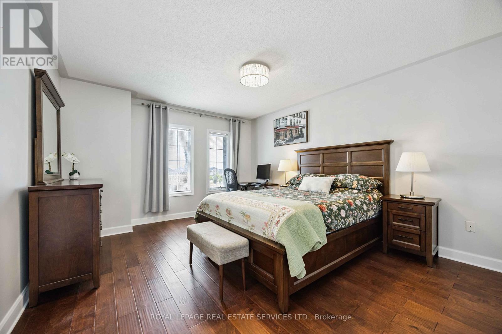 90 Breeze Drive, Bradford West Gwillimbury, Ontario  L3Z 3A5 - Photo 32 - N12309129