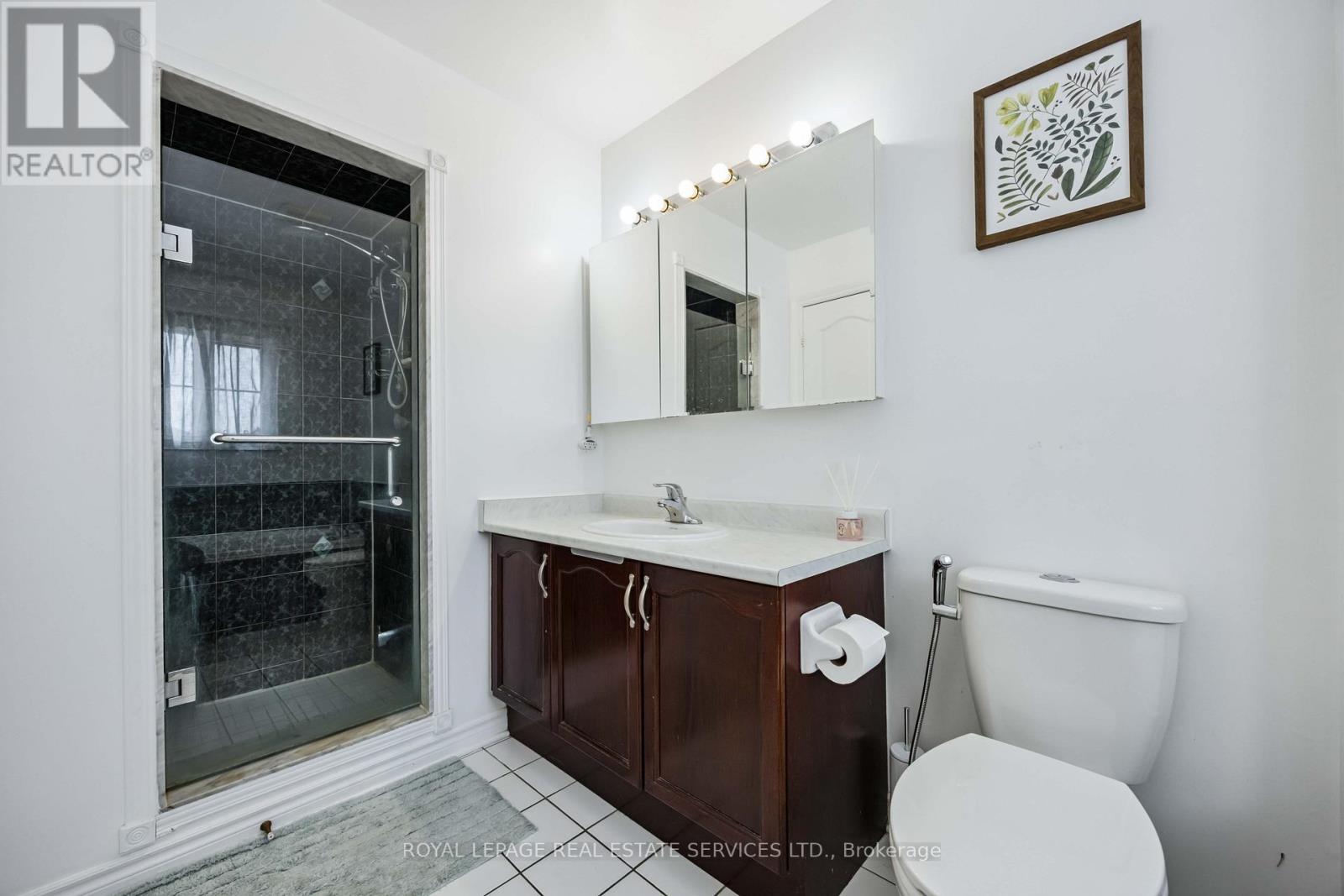 90 Breeze Drive, Bradford West Gwillimbury, Ontario  L3Z 3A5 - Photo 37 - N12309129