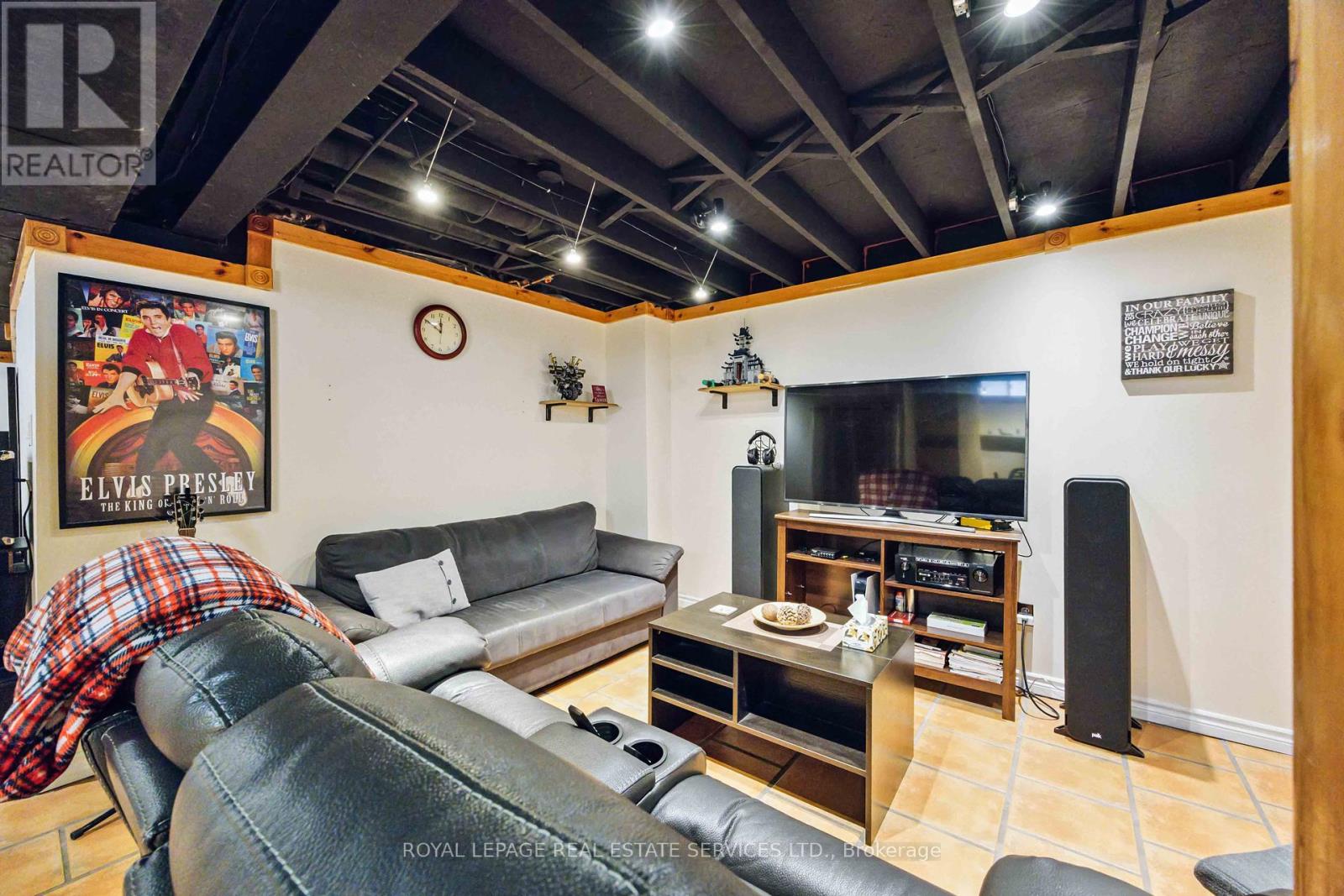90 Breeze Drive, Bradford West Gwillimbury, Ontario  L3Z 3A5 - Photo 42 - N12309129