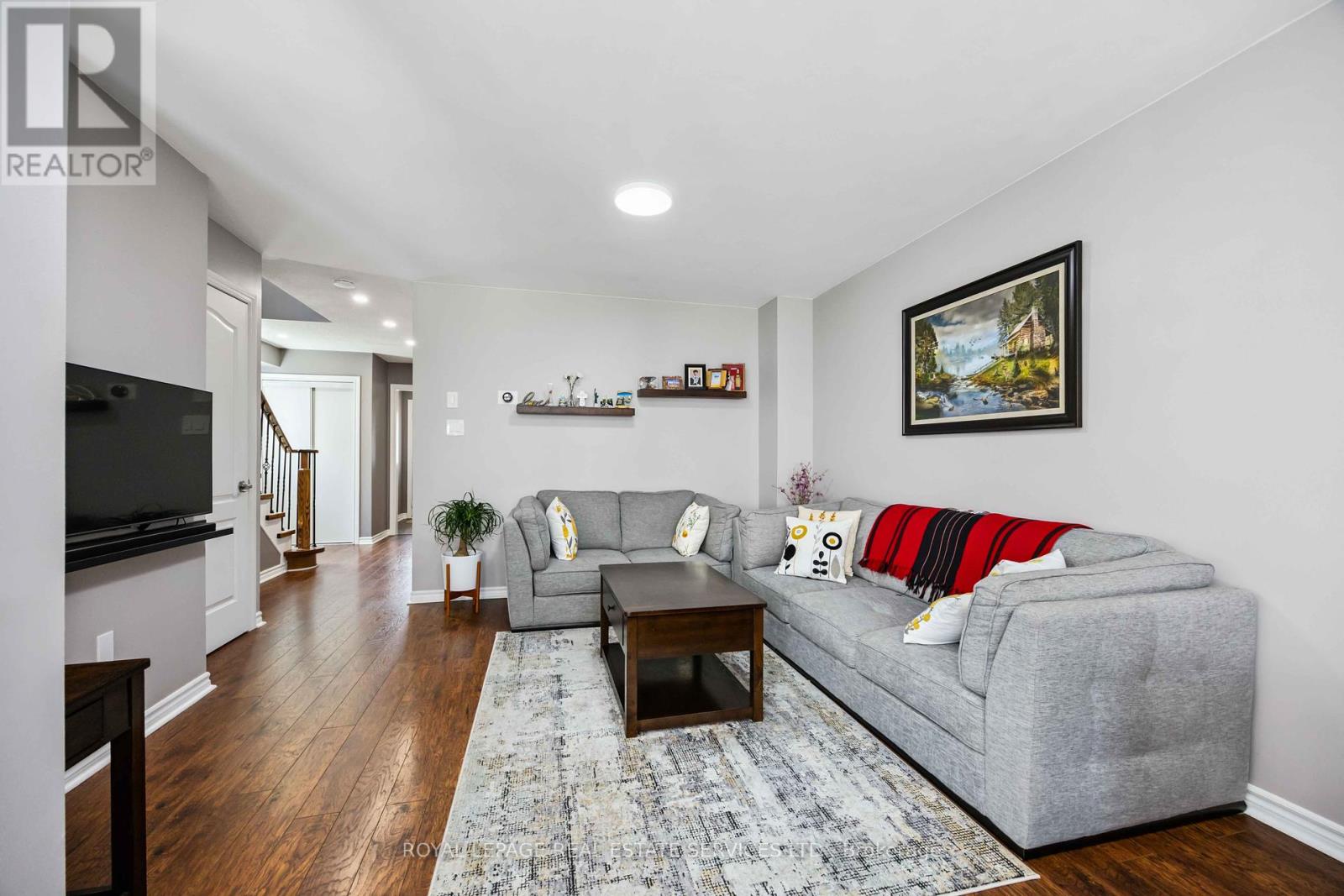 90 Breeze Drive, Bradford West Gwillimbury, Ontario  L3Z 3A5 - Photo 8 - N12309129