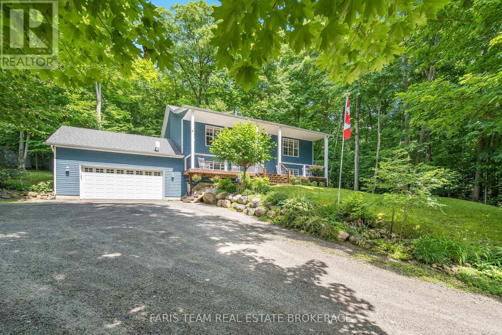 Property at 85 FARLAIN LAKE ROAD E image 2