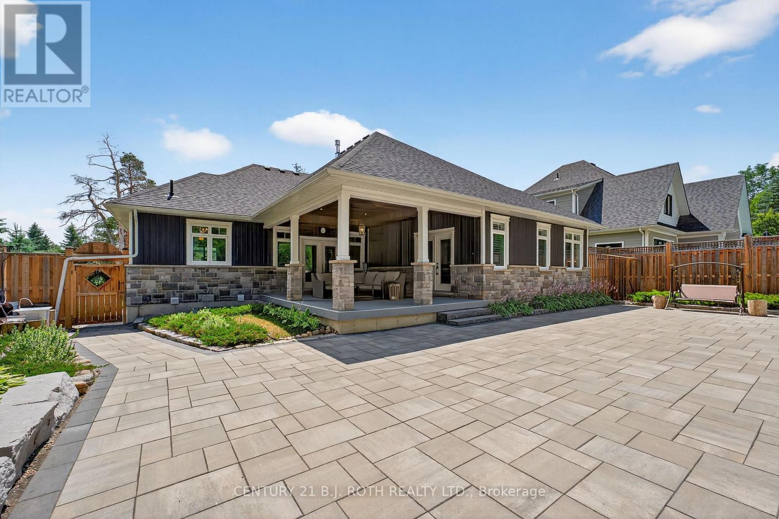 300 Shanty Bay Road, Oro-Medonte, Ontario  L4M 1E6 - Photo 46 - S12309185