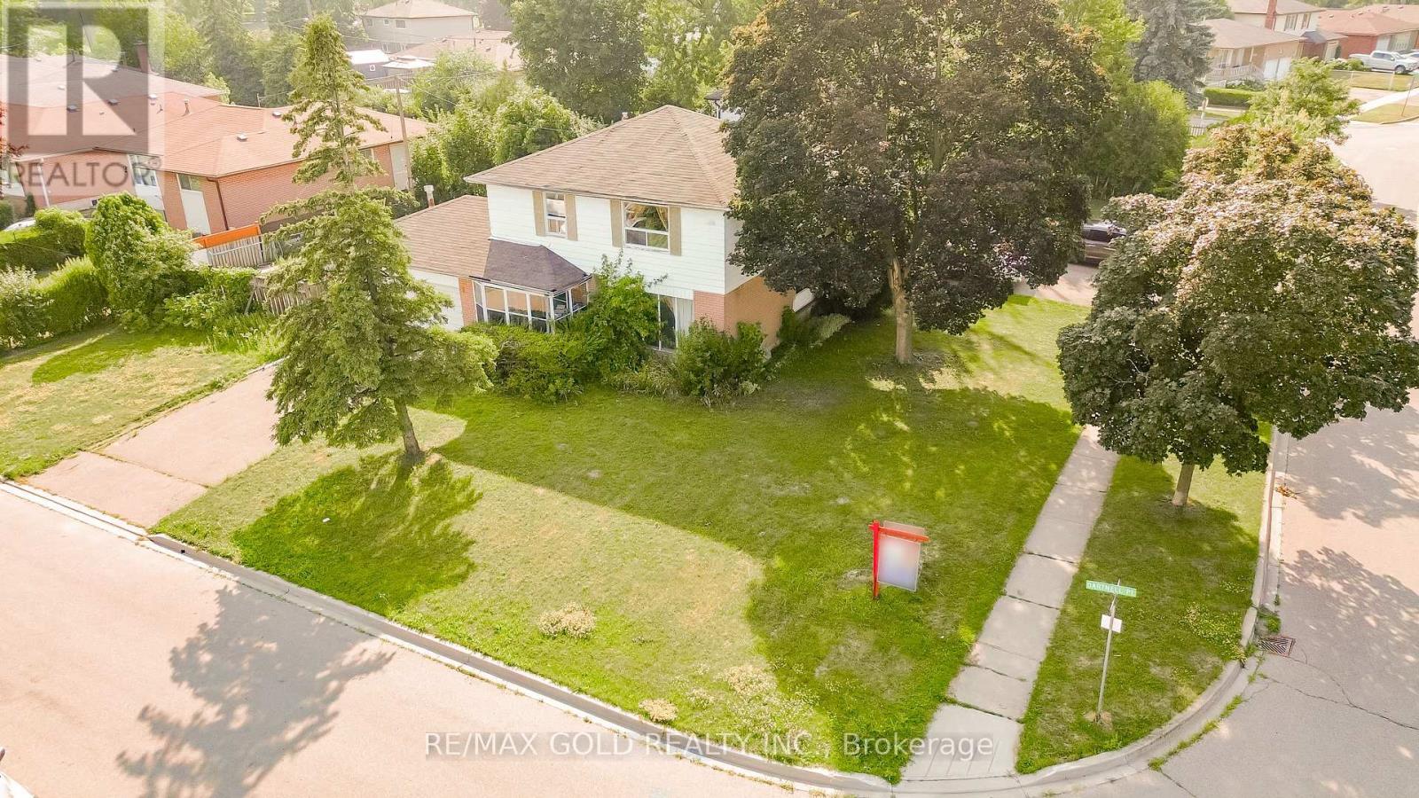 Property at 1 DARTNELL PLACE image 2