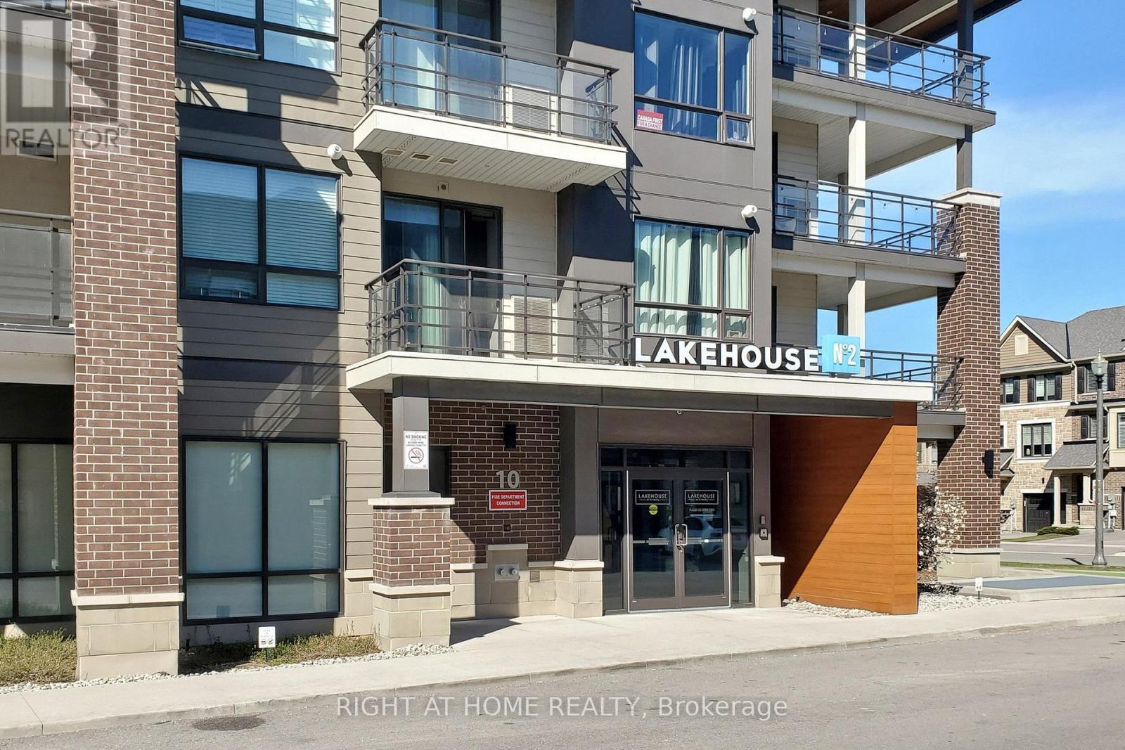 616 - 10 Esplanade Lane, Grimsby, Ontario  L3M 0H1 - Photo 3 - X12309153