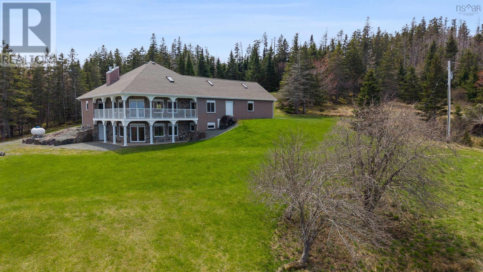 6260 West Bay Road, Roberta, Nova Scotia  B0E 3K0 - Photo 5 - 202508227