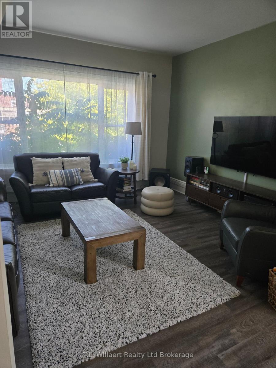 Photo 4 of 28 for 14 Rutherford Avenue