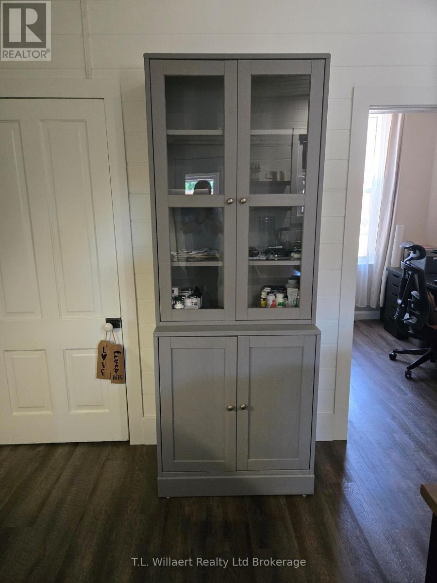 Photo 8 of 28 for 14 Rutherford Avenue