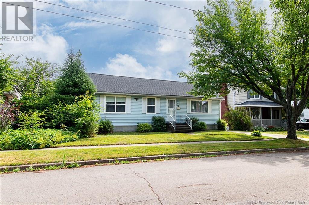 95 Coronation Drive, Moncton, New Brunswick  E1E 2X3 - Photo 2 - NB123283