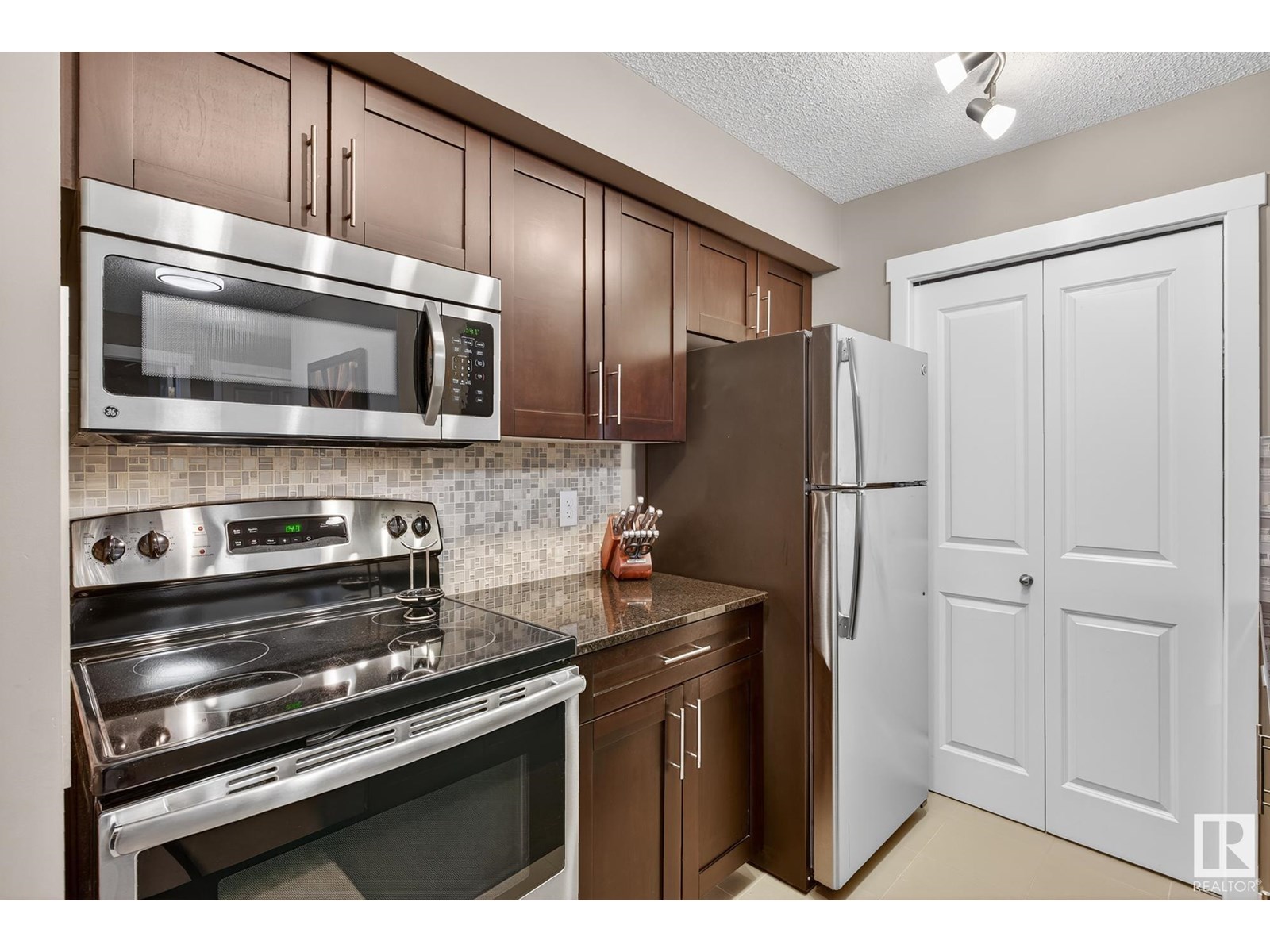 Property at #305 25 ELEMENT DR image 3
