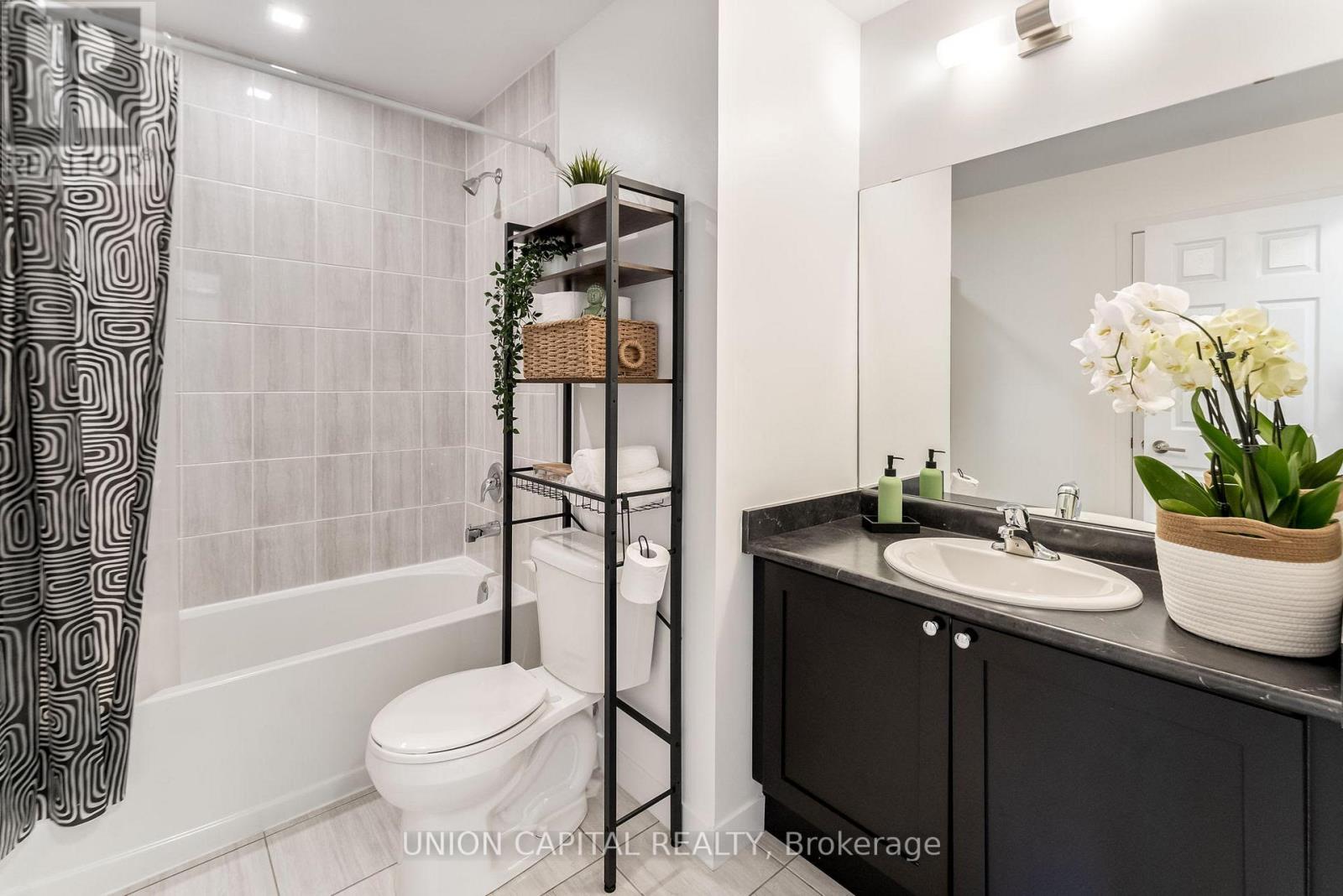 1 - 6 Bicknell Avenue, Toronto, Ontario  M6M 0B4 - Photo 11 - W12309206