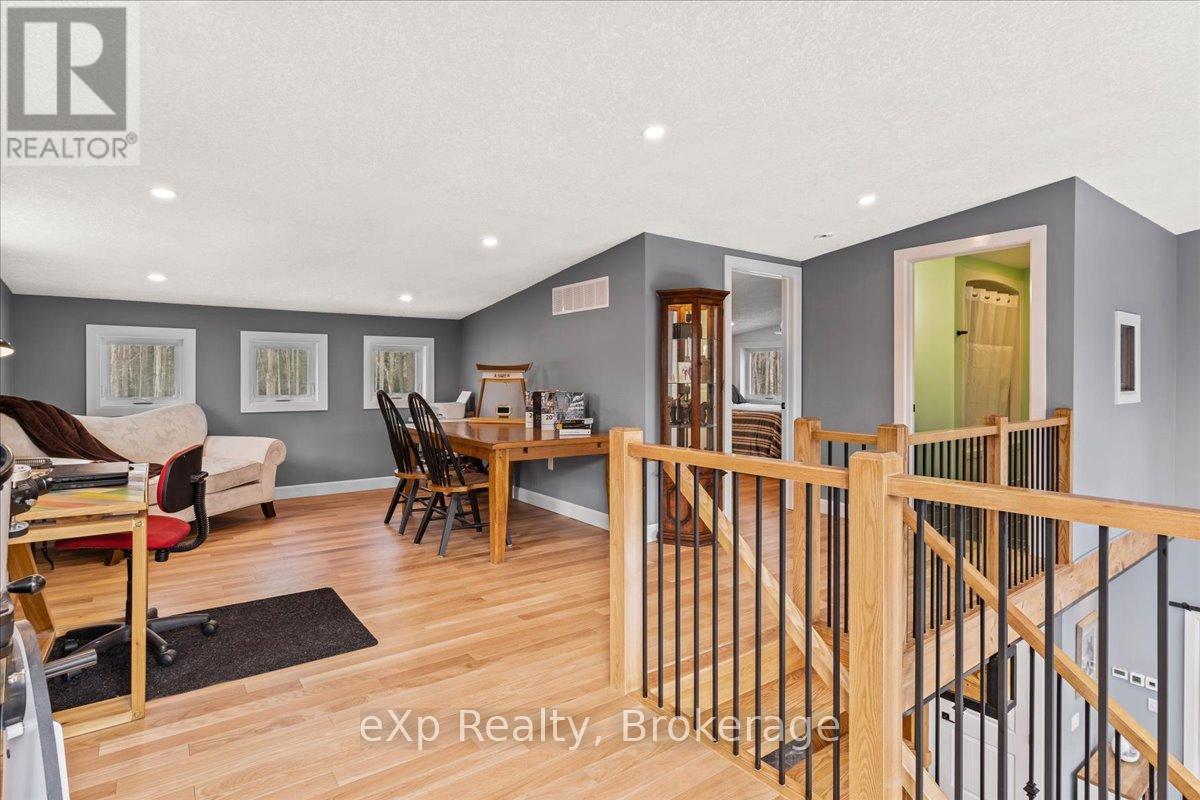 78 Indian Trail, South Bruce Peninsula, Ontario  N0H 2G0 - Photo 32 - X12306504