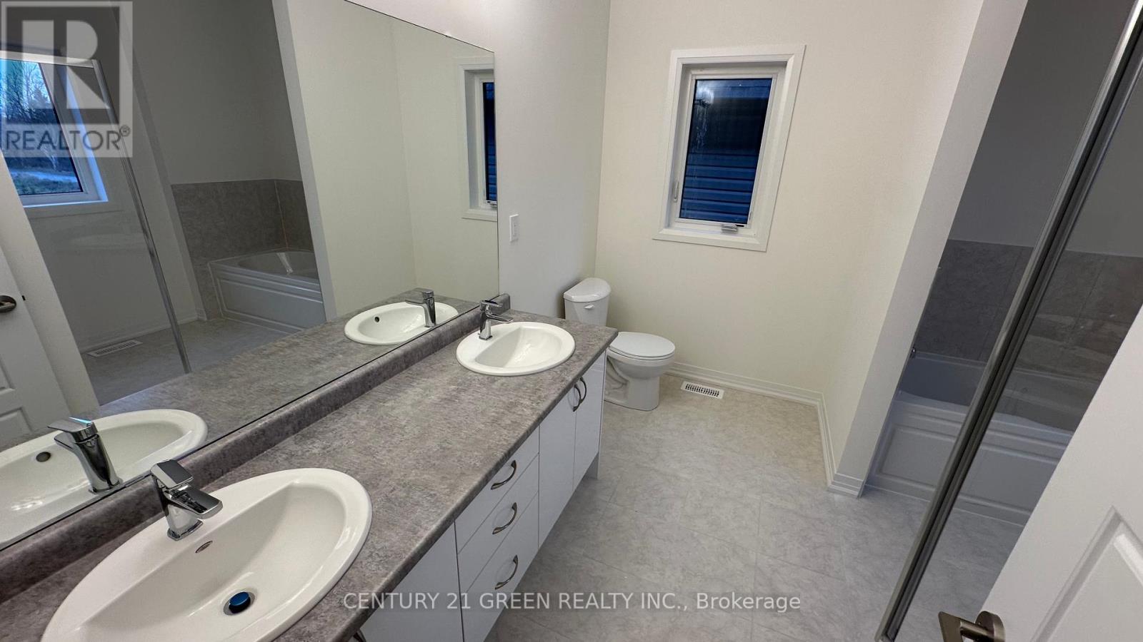 126 Hitchman Street, Brant, Ontario  N3L 0N6 - Photo 28 - X12309191