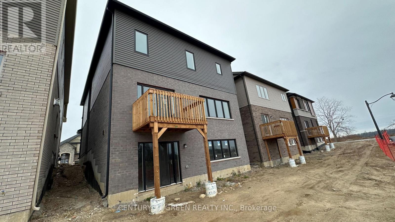 126 Hitchman Street, Brant, Ontario  N3L 0N6 - Photo 35 - X12309191