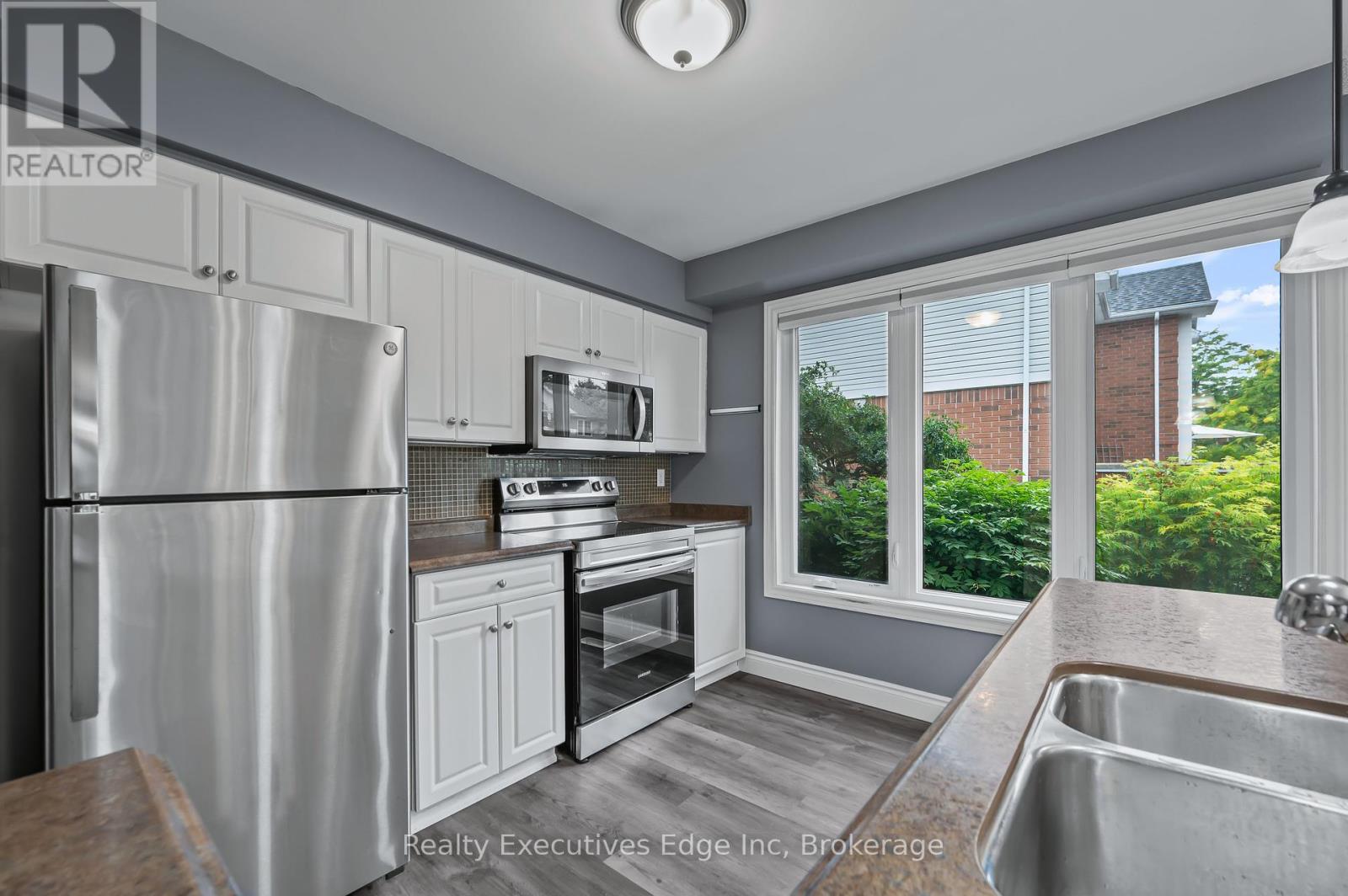50 - 941 Gordon Street, Guelph (Kortright West), Ontario  N1G 4R9 - Photo 18 - X12309222