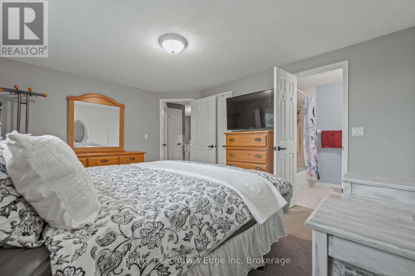 50 - 941 Gordon Street, Guelph (Kortright West), Ontario  N1G 4R9 - Photo 29 - X12309222