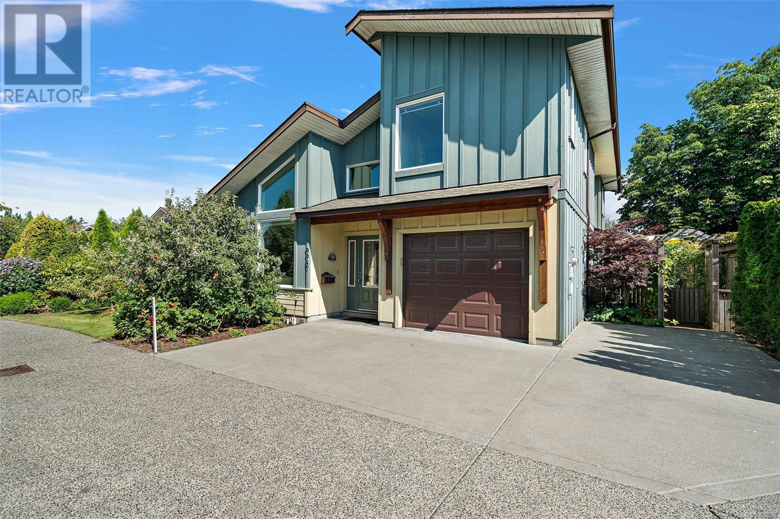 Property at 9957 Swiftsure Pl image 1