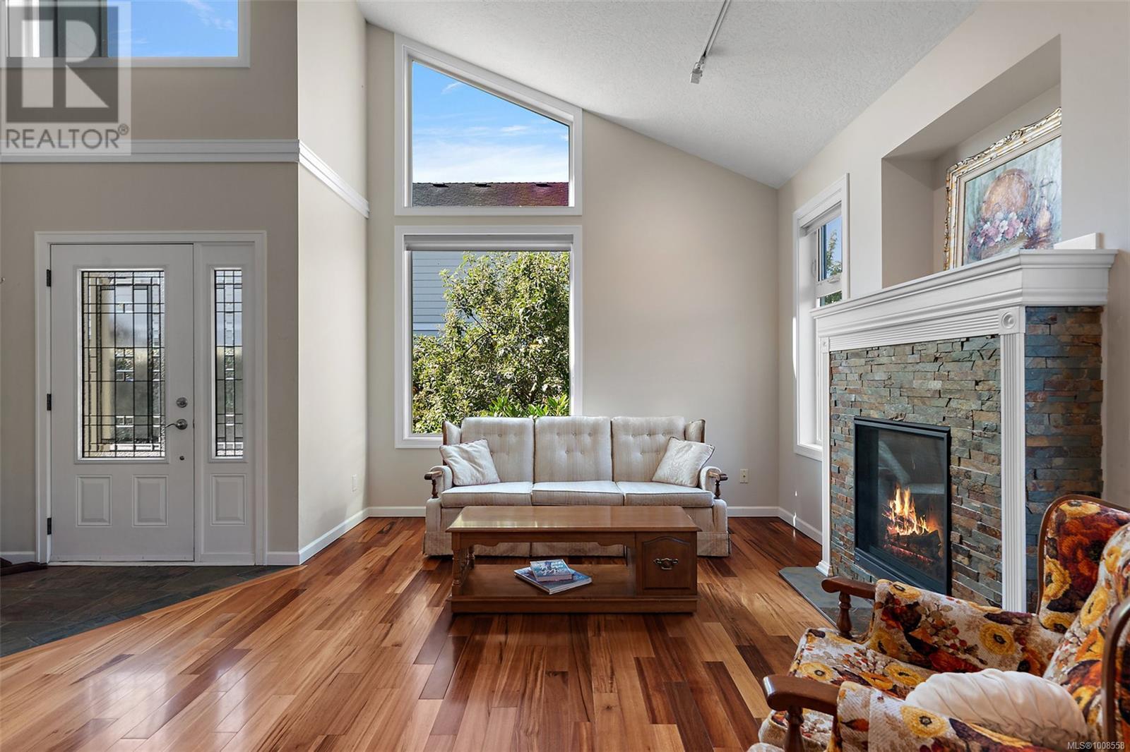 Property at 9957 Swiftsure Pl image 5