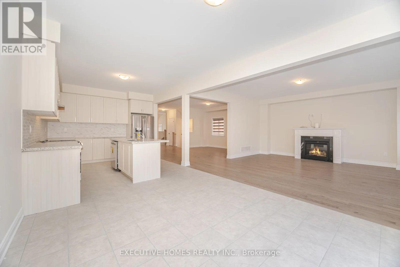 6 Mac Campbell Way, Bradford West Gwillimbury, Ontario  L3Z 4M7 - Photo 16 - N12309247