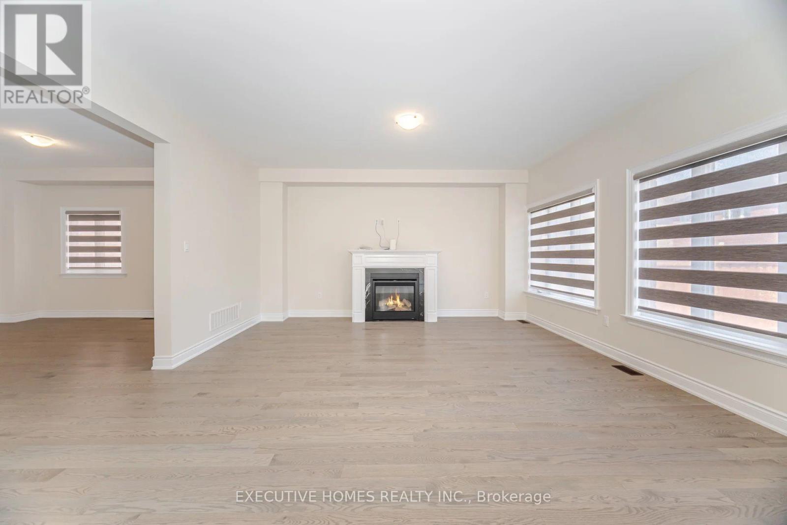 6 Mac Campbell Way, Bradford West Gwillimbury, Ontario  L3Z 4M7 - Photo 17 - N12309247