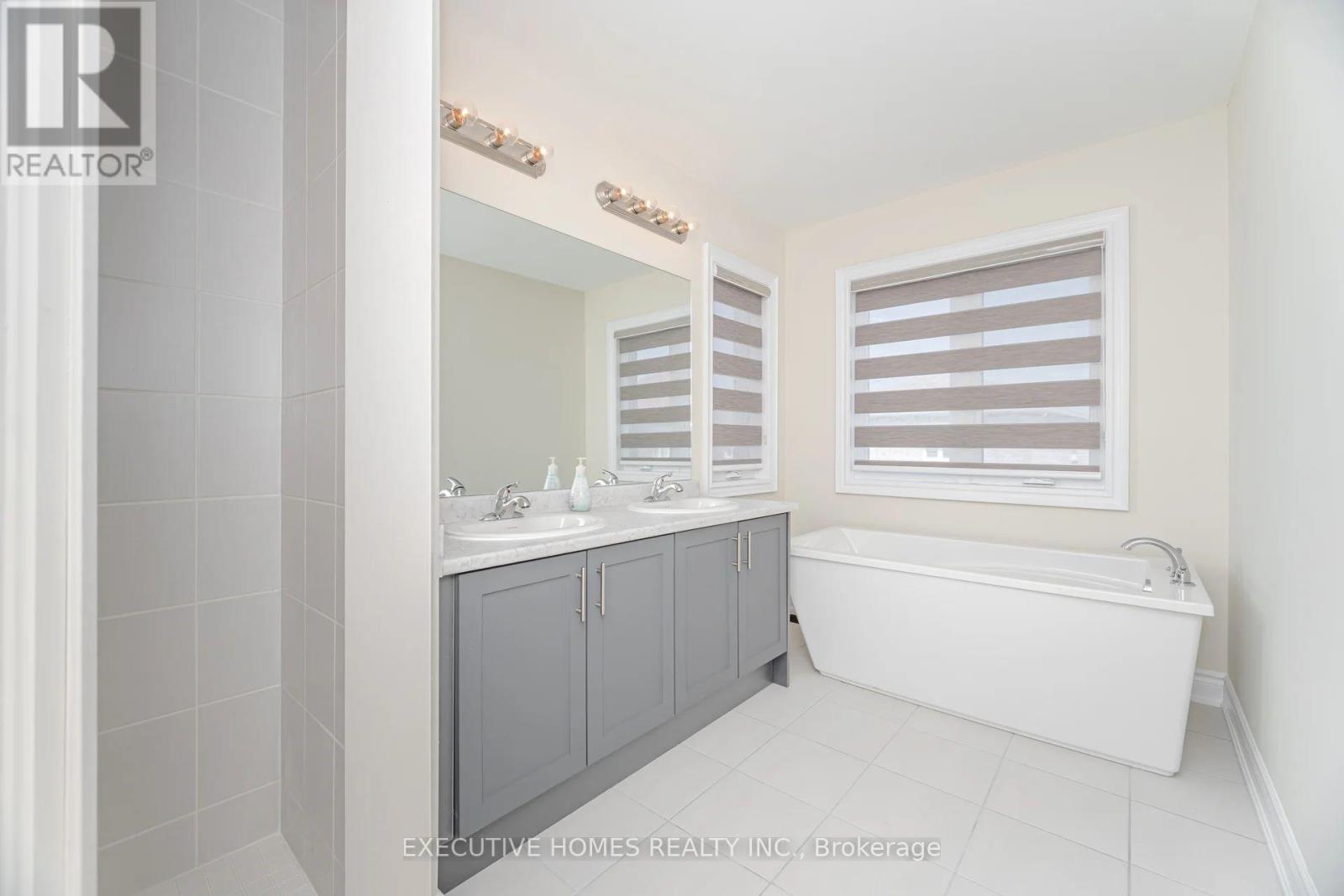 6 Mac Campbell Way, Bradford West Gwillimbury, Ontario  L3Z 4M7 - Photo 28 - N12309247