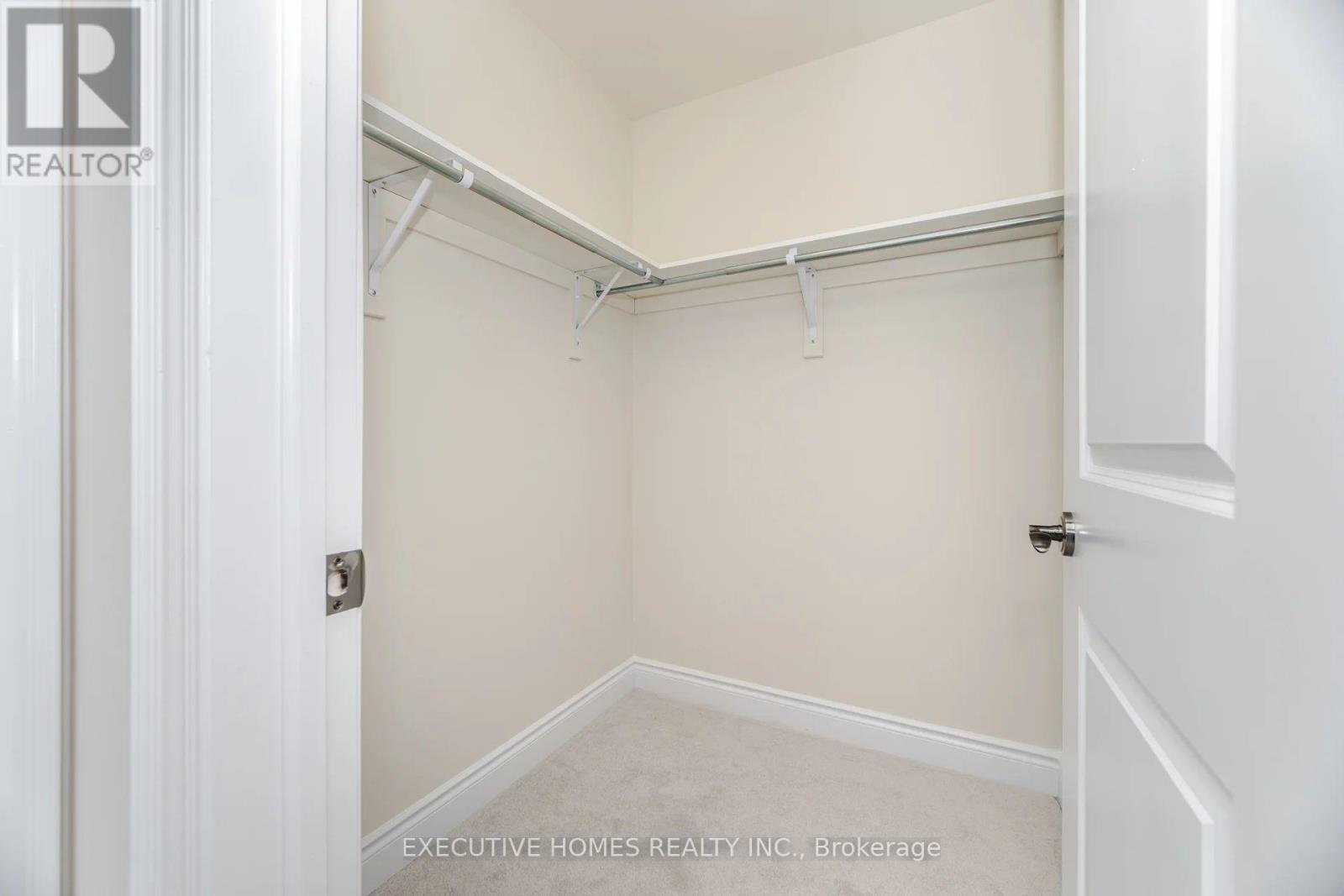 6 Mac Campbell Way, Bradford West Gwillimbury, Ontario  L3Z 4M7 - Photo 30 - N12309247