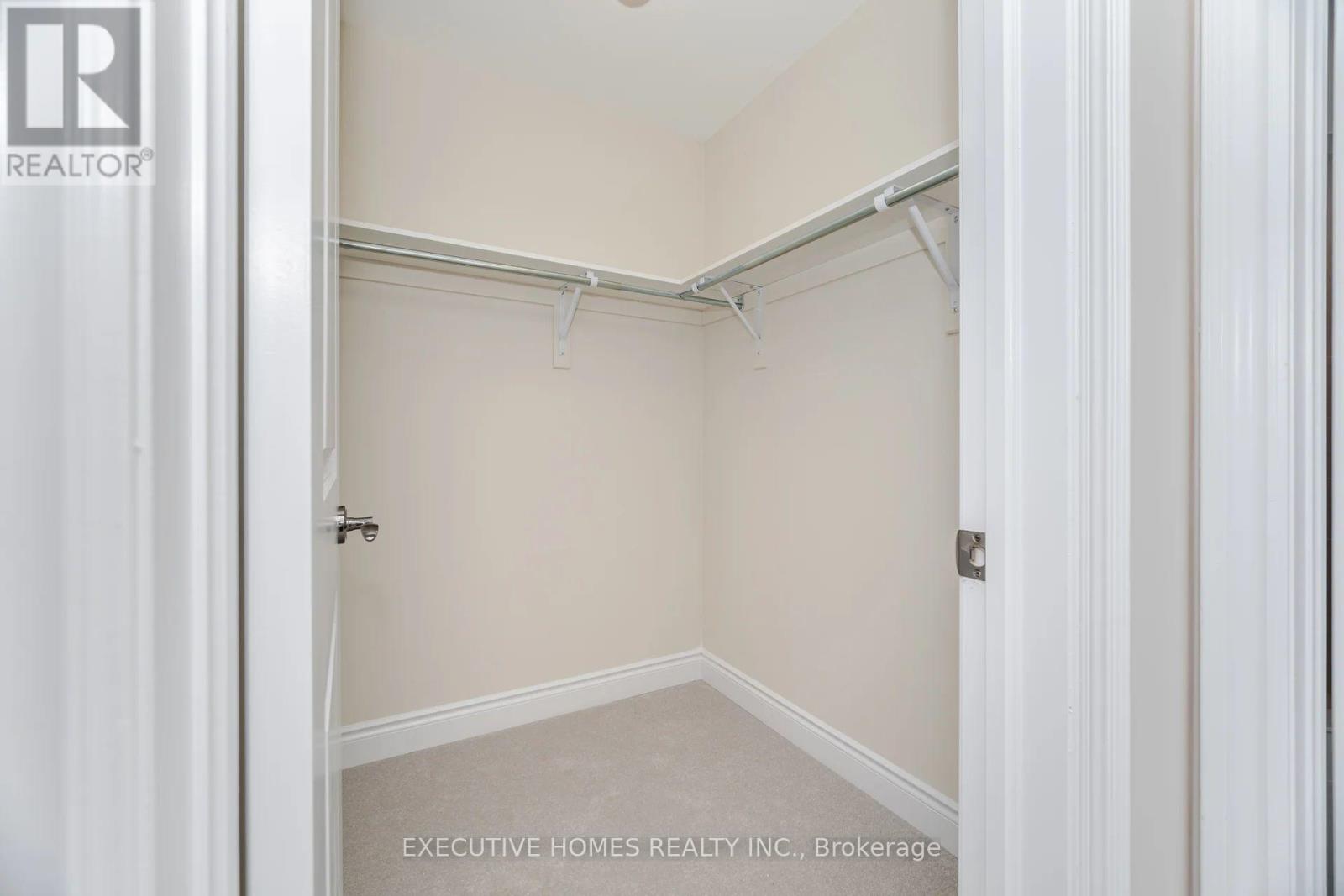 6 Mac Campbell Way, Bradford West Gwillimbury, Ontario  L3Z 4M7 - Photo 31 - N12309247