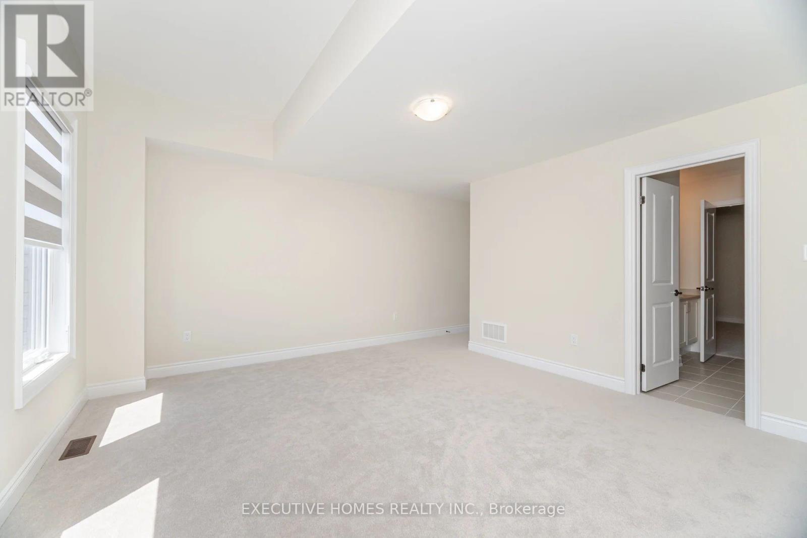 6 Mac Campbell Way, Bradford West Gwillimbury, Ontario  L3Z 4M7 - Photo 33 - N12309247