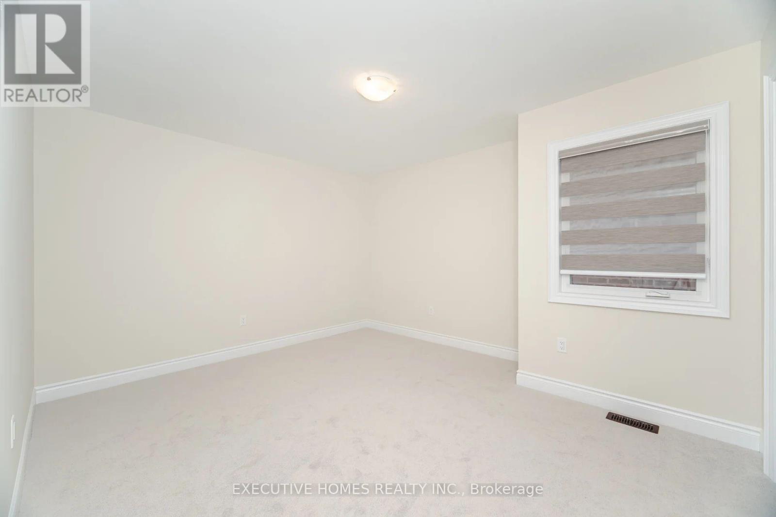 6 Mac Campbell Way, Bradford West Gwillimbury, Ontario  L3Z 4M7 - Photo 35 - N12309247