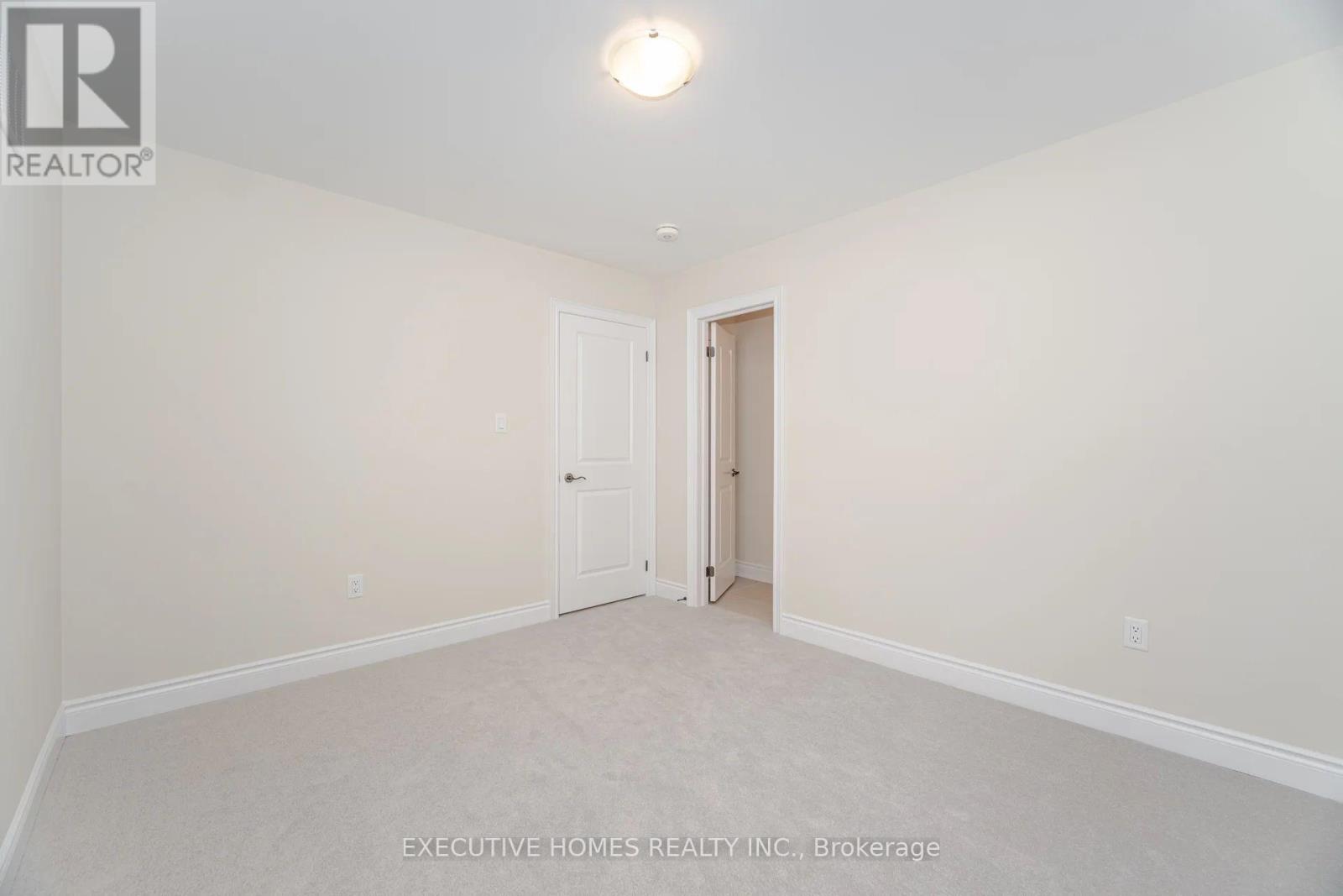 6 Mac Campbell Way, Bradford West Gwillimbury, Ontario  L3Z 4M7 - Photo 41 - N12309247